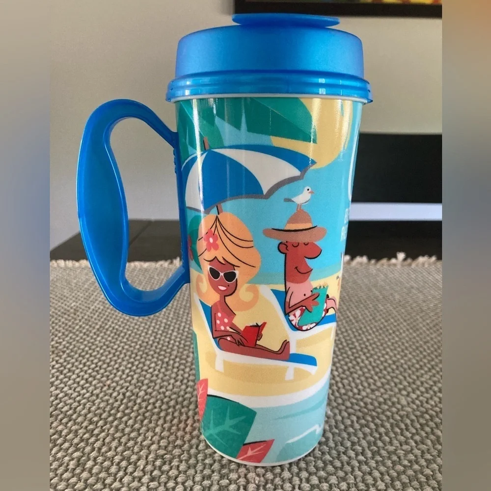 NWOT Cabana Bay Universal tumbler with a lid use for hot or cold drinks.